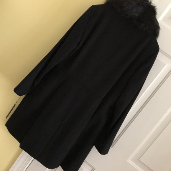 Ivanka Trump wool/cashmere coat NWT, runs small - Picture 4 of 8